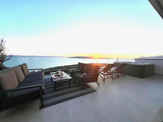 Dinora Exclusive Apartments Makarska Exterior photo